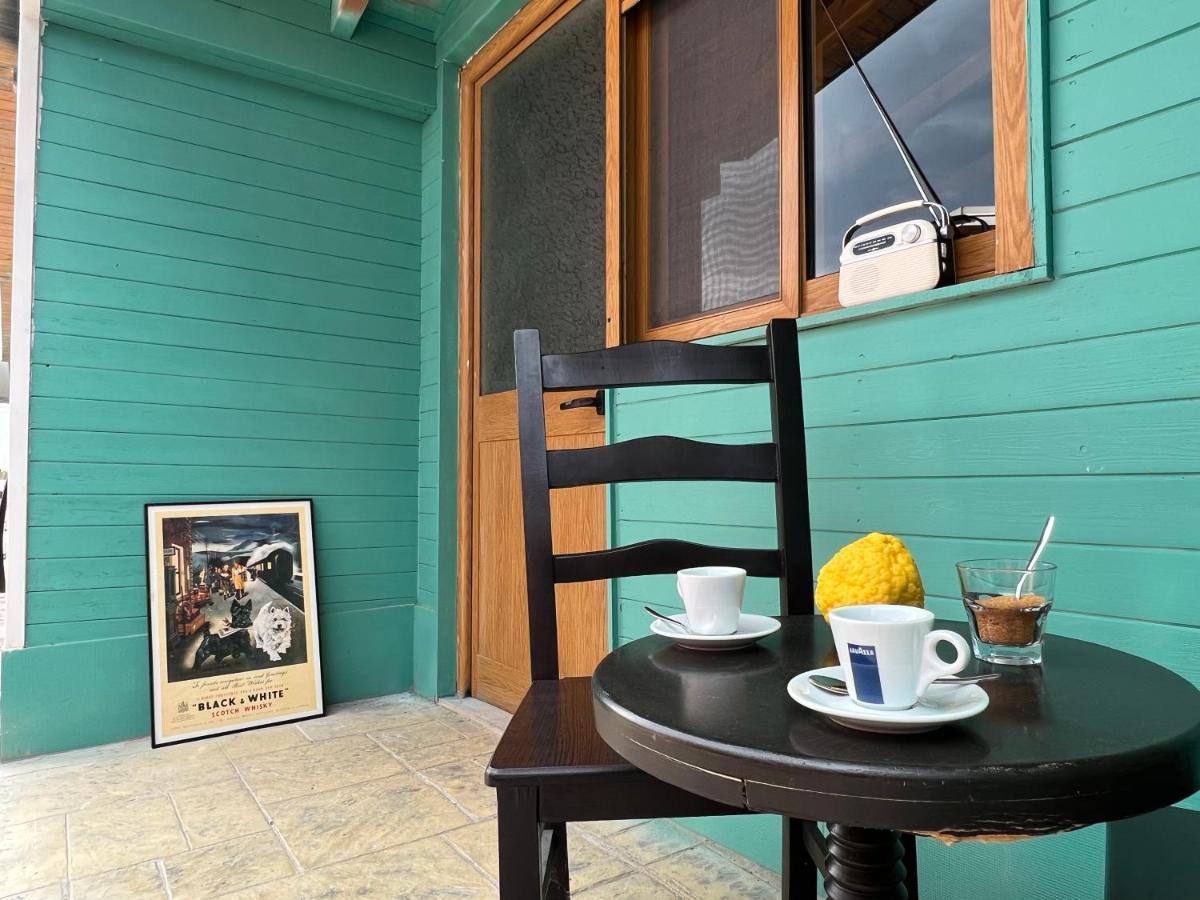 Miqt Beach - Bungalows Bashkia e Orikumit Exteriör bild