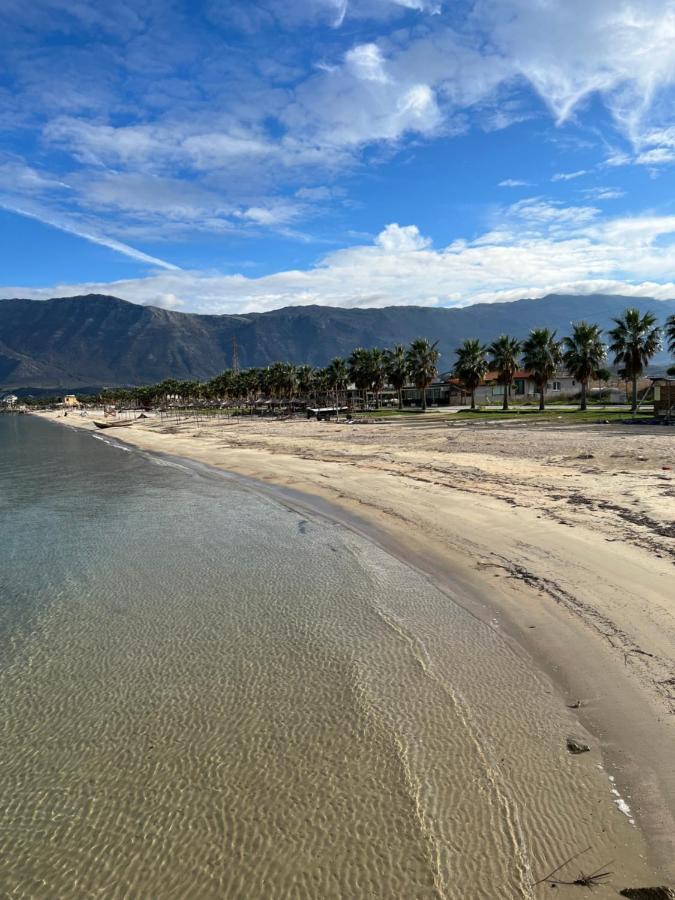 Miqt Beach - Bungalows Bashkia e Orikumit Exteriör bild